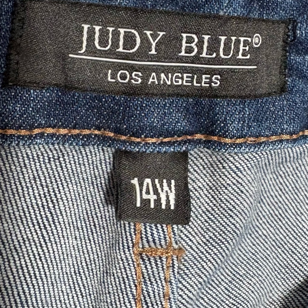 JUDY BLUE | Women Vintage Wash Blue High Waist Wide Leg Crop Denim Jean size 14W - Picture 9 of 15